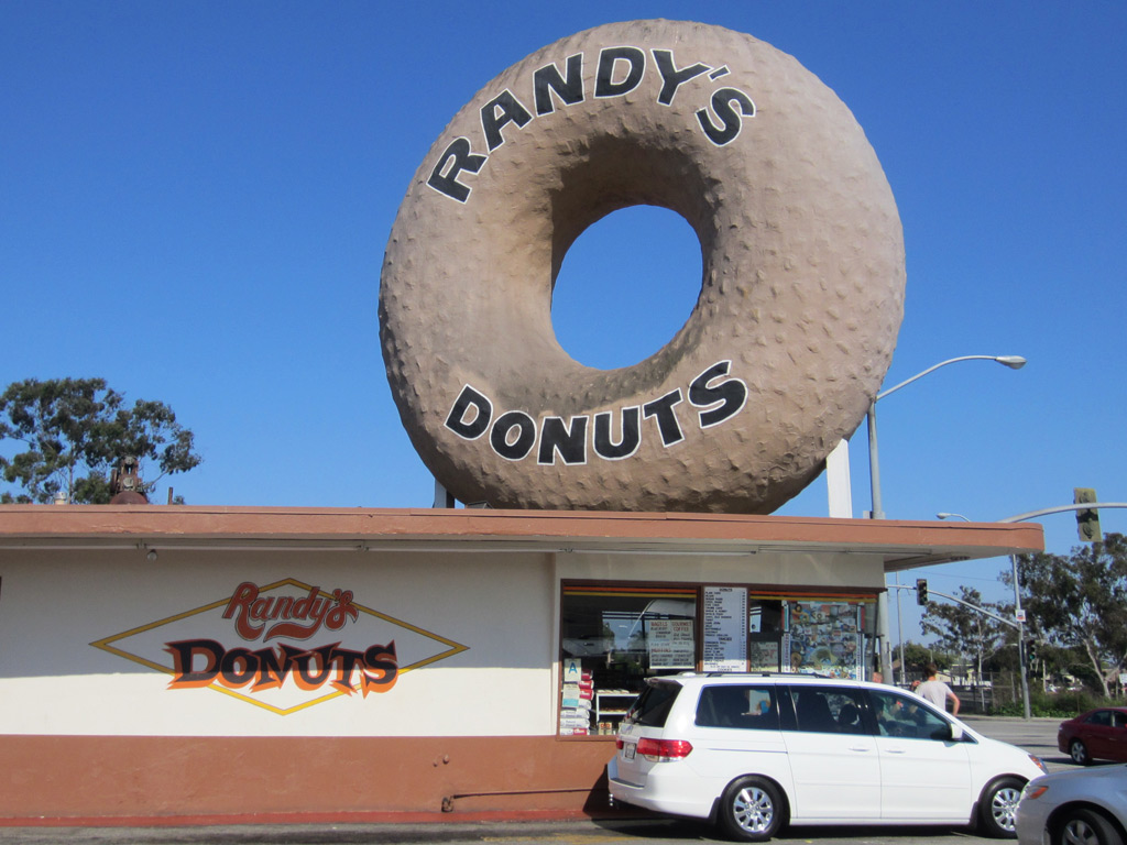 10 Los Angeles Classic Restaurants | Family Vacation Hub